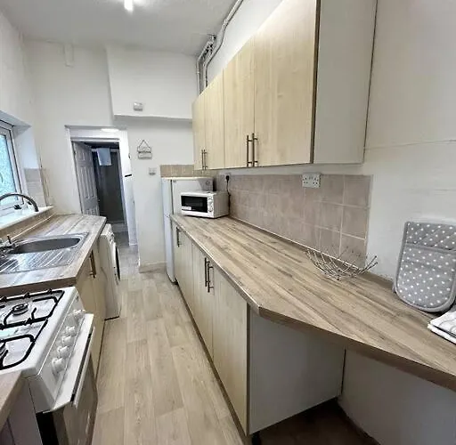 Bright Home From Home