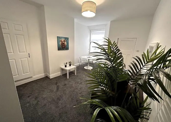 Bright Home From Home